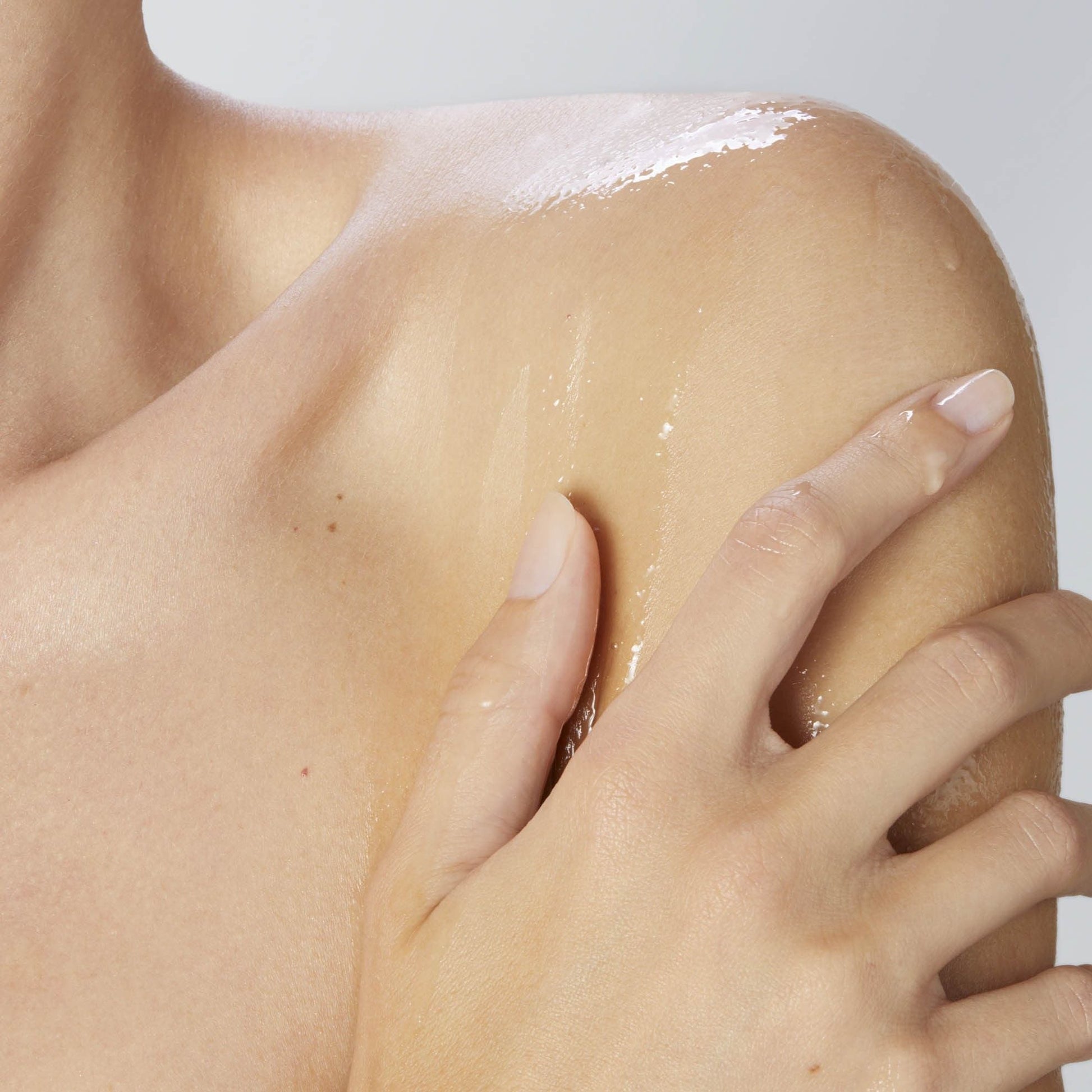 OLIO DI MANDORLE DOLCI ELIXIR ELASTICIZZANTE E NUTRIENTE - Gerard's Cosmetic Culture