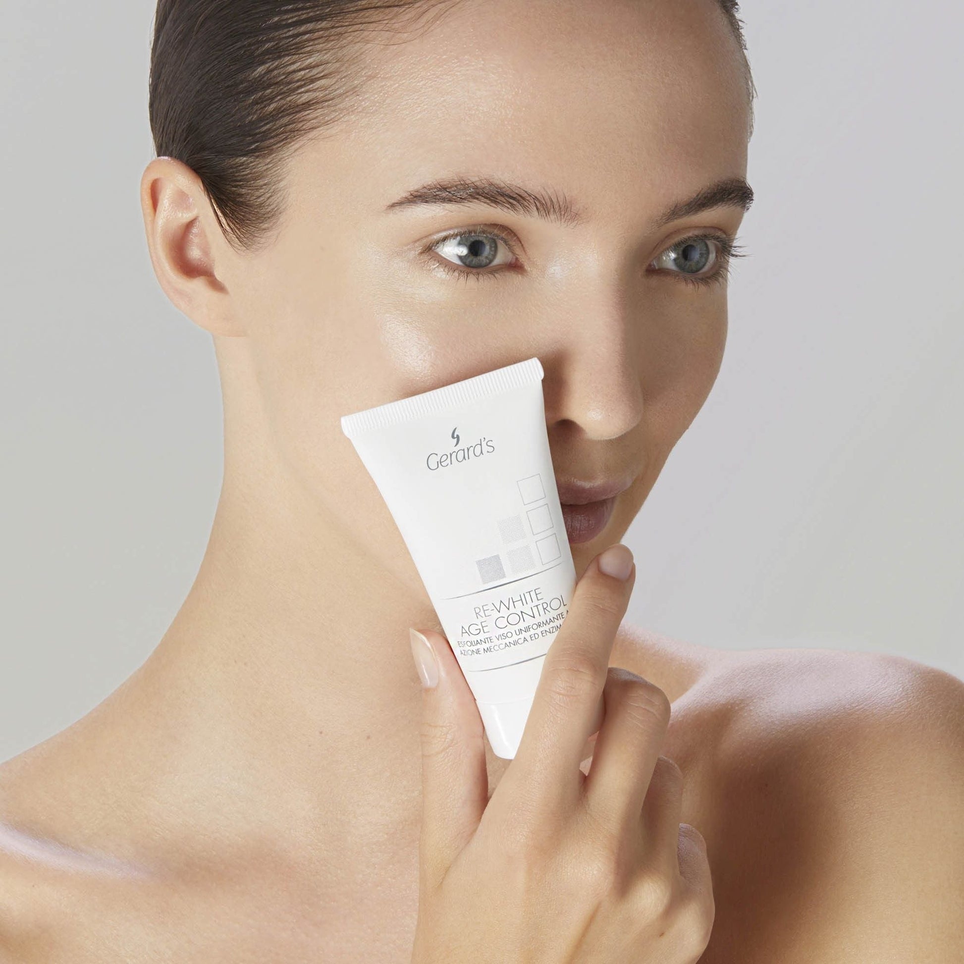 RE-WHITE AGE CONTROL ESFOLIANTE VISO UNIFORMANTE - Gerard's Cosmetic Culture